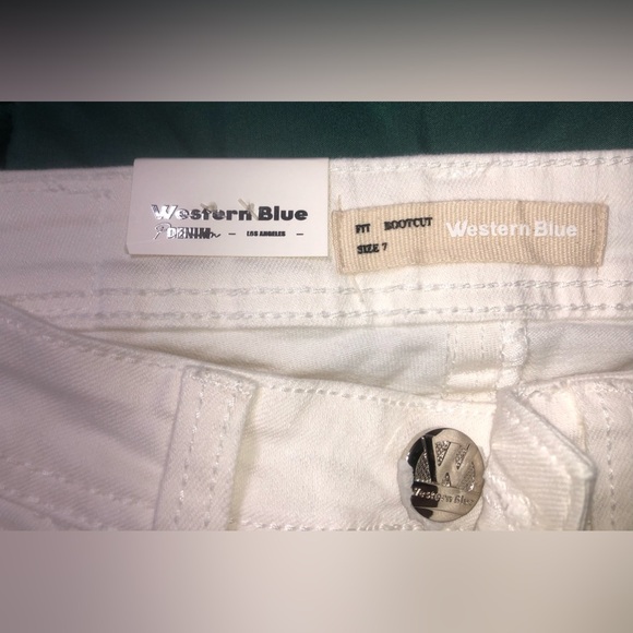 Western Blue Denim White Bootcut Jeans Size 7 33 W/Bull Tag And Horseshoe Charm - Picture 7 of 11